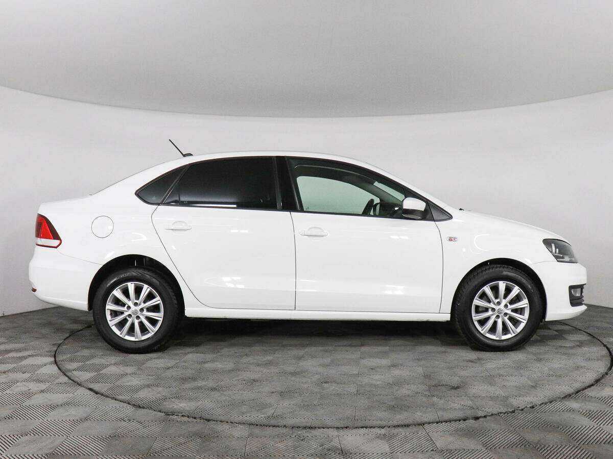 Volkswagen Polo, 2018 - фото №4