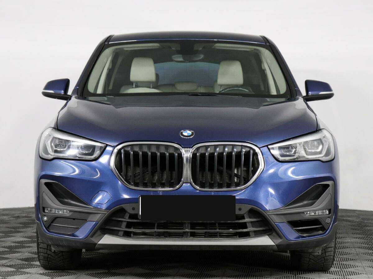 BMW X1 18i sDrive, 2021 - фото №3