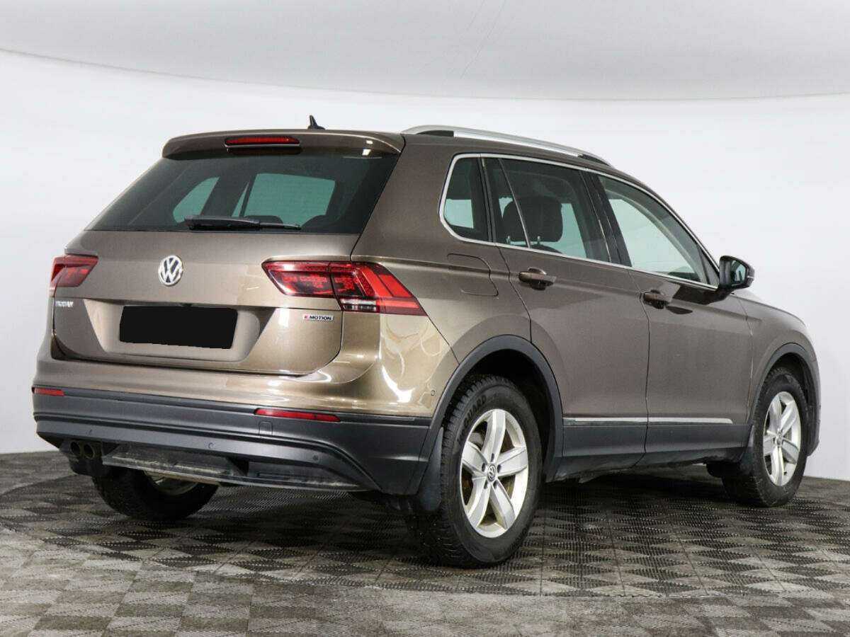 Volkswagen Tiguan, 2018 - фото №3