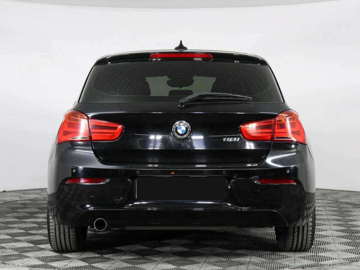 BMW 1 серии 118i, 2016 - фото №4