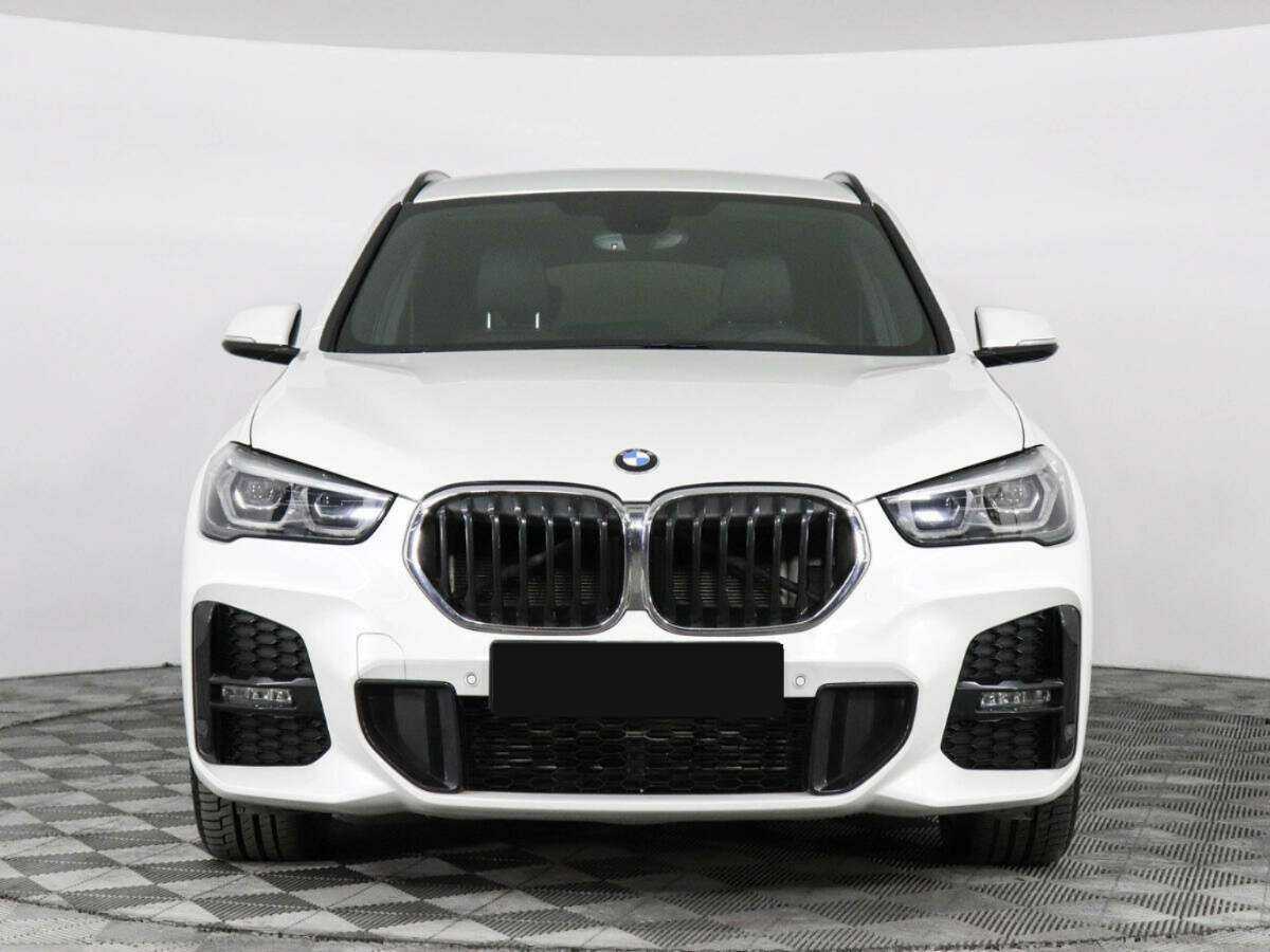 BMW X1 18d xDrive, 2020 - фото №3