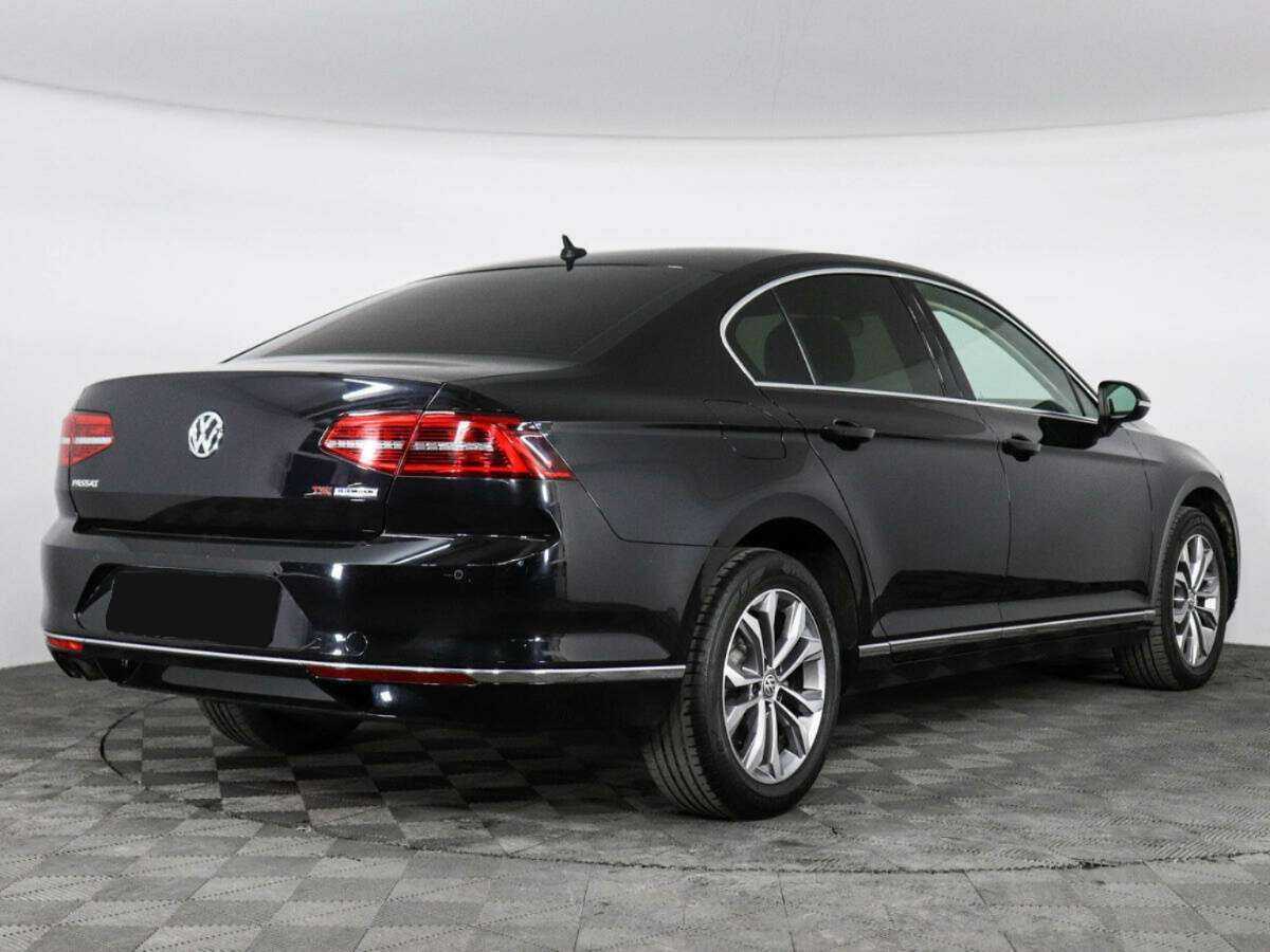 Volkswagen Passat, 2016 - фото №4