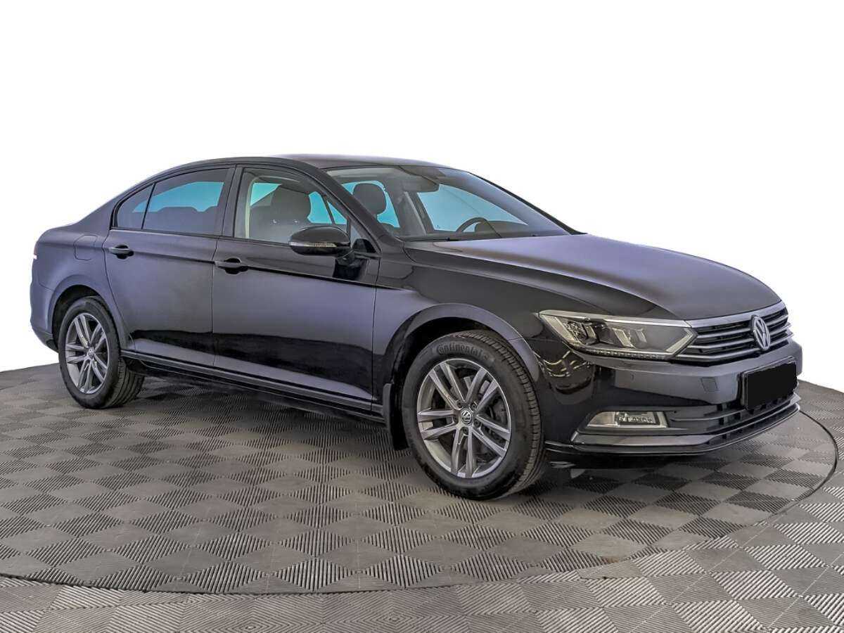 Volkswagen Passat, 2016 - фото №3