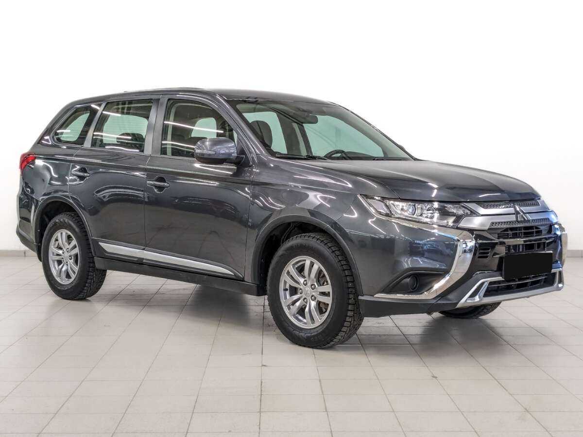 Mitsubishi Outlander, 2019 - фото №3