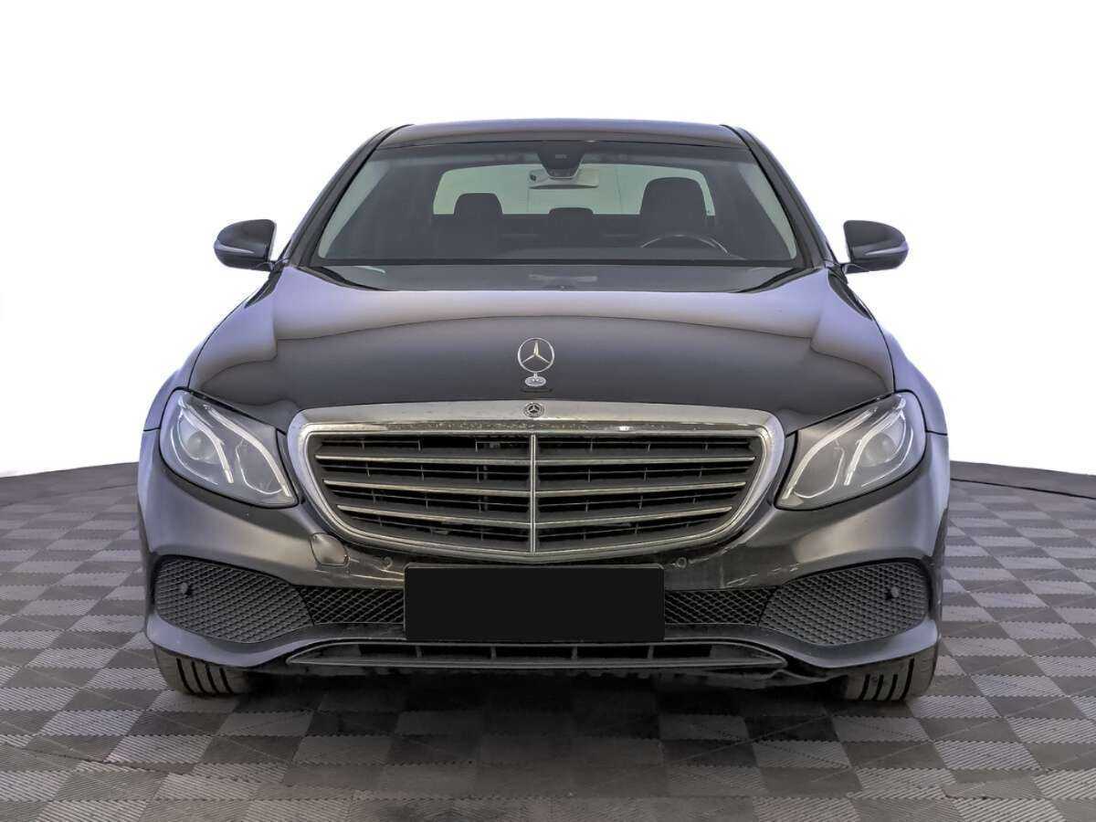 Mercedes-Benz E-Класс 200, 2018 - фото №2