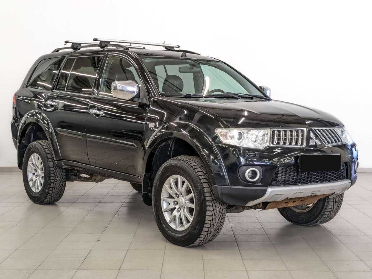Mitsubishi Pajero Sport, 2012 - фото №3