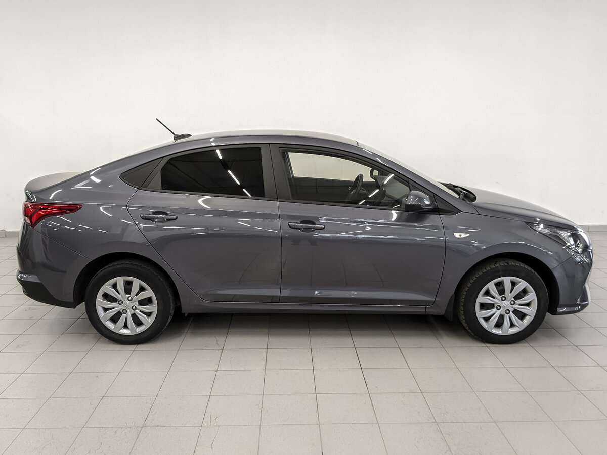 Hyundai Solaris, 2022 - фото №3