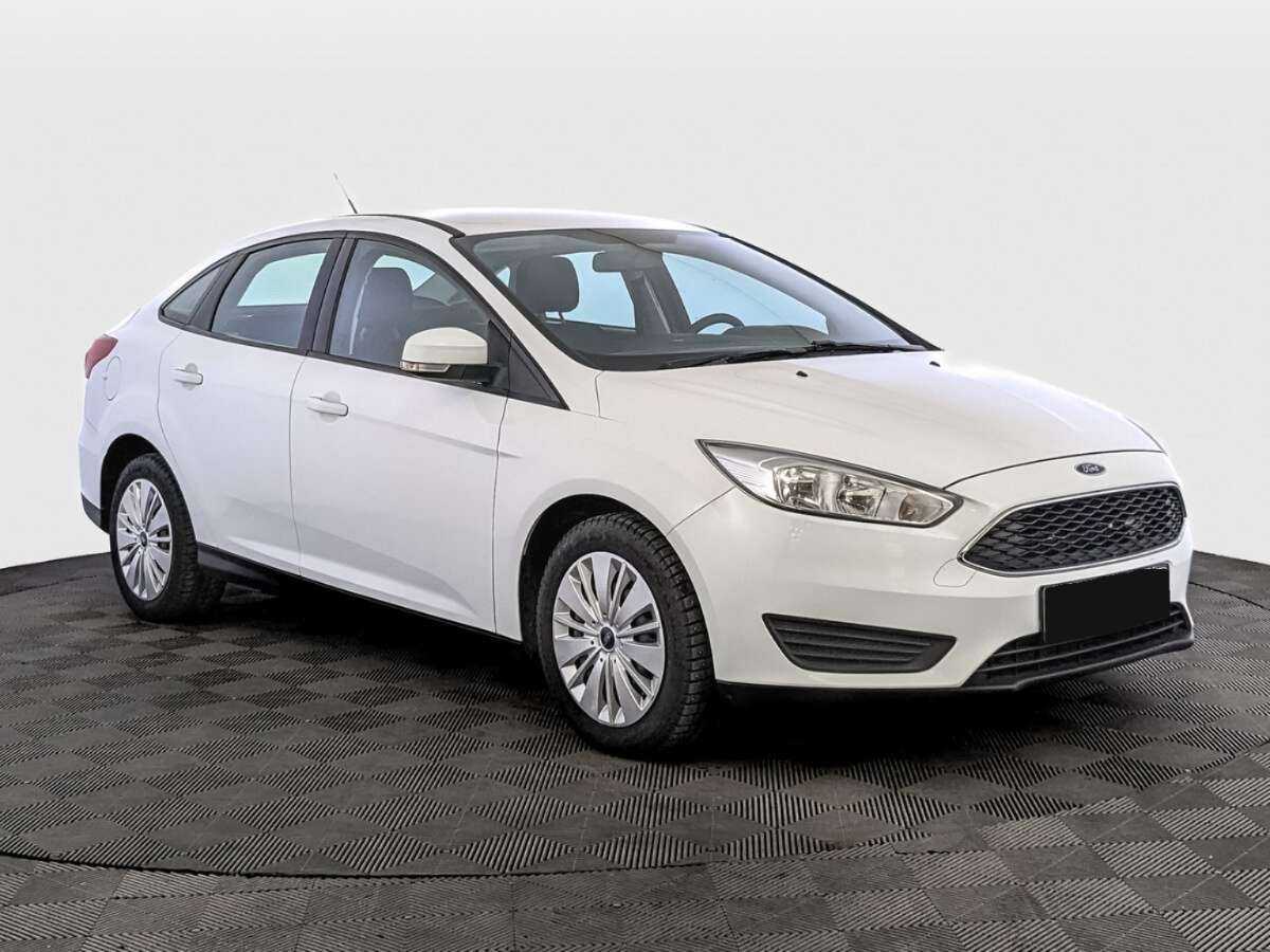 Ford Focus, 2018 - фото №3