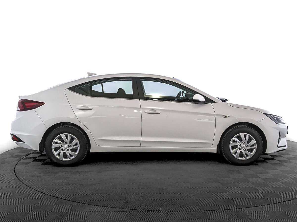Hyundai Elantra, 2020 - фото №4