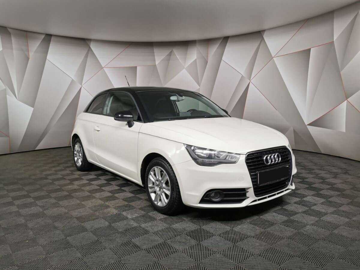 Audi A1, 2012 - фото №3