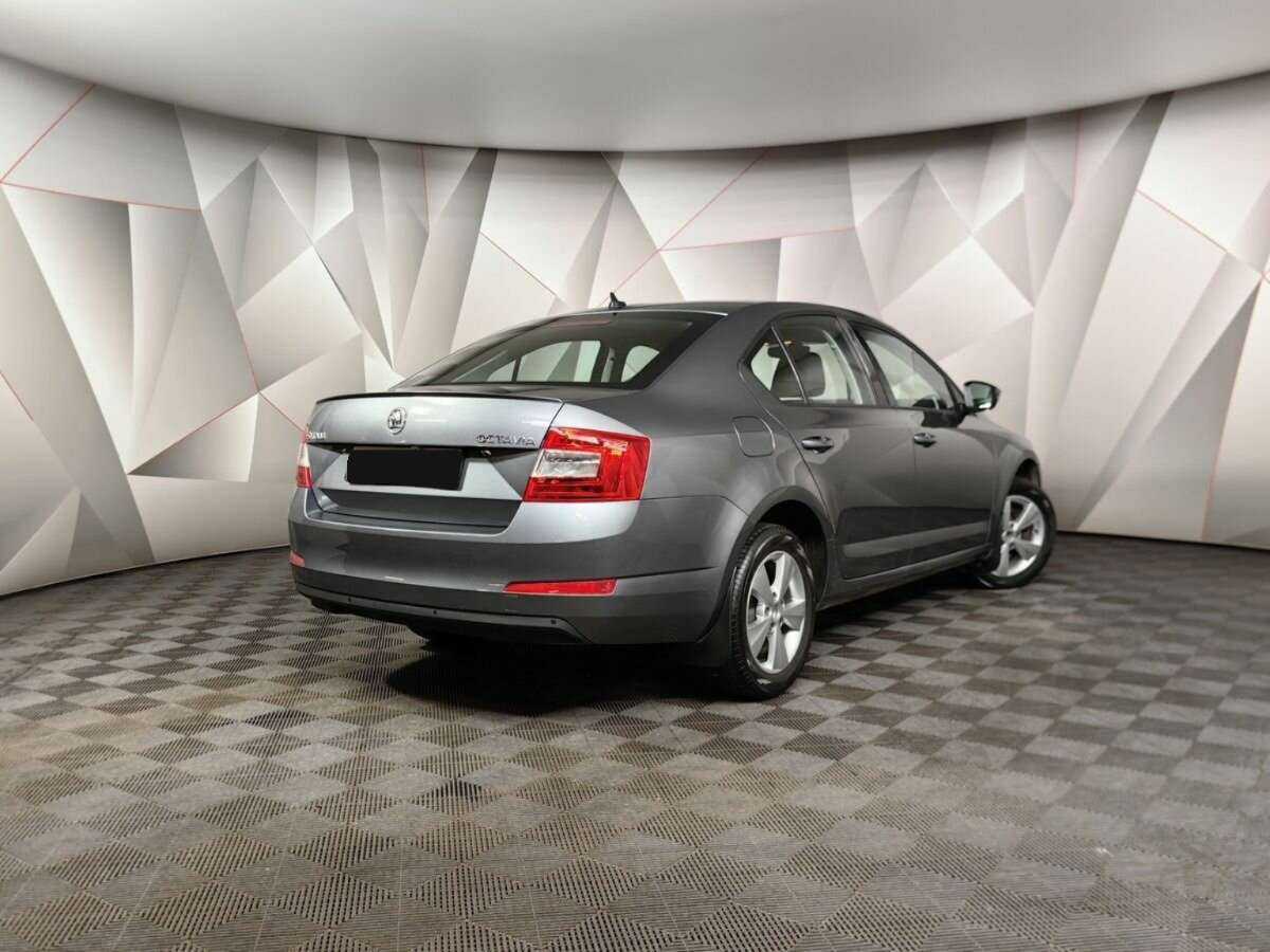 Skoda Octavia, 2017 - фото №2