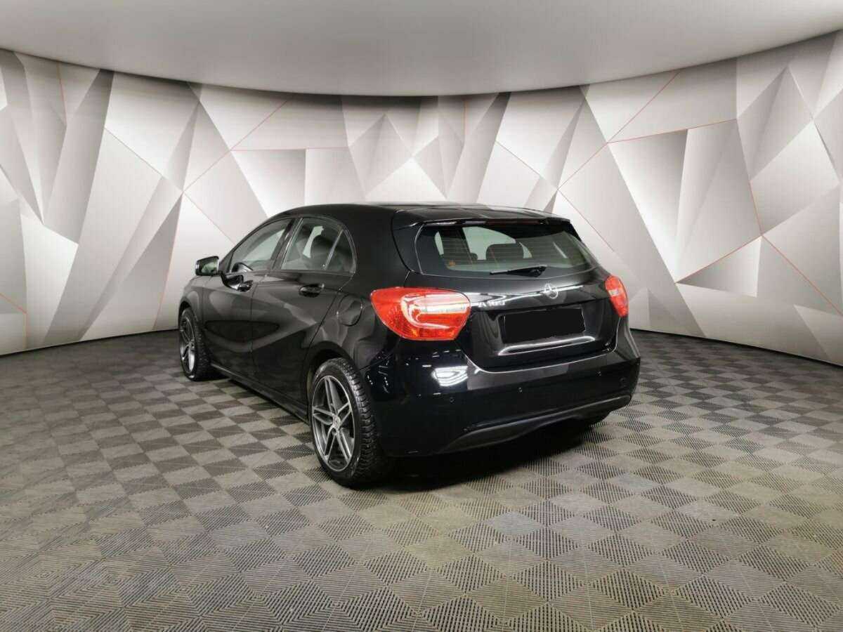 Mercedes-Benz A-Класс 180, 2014 - фото №4