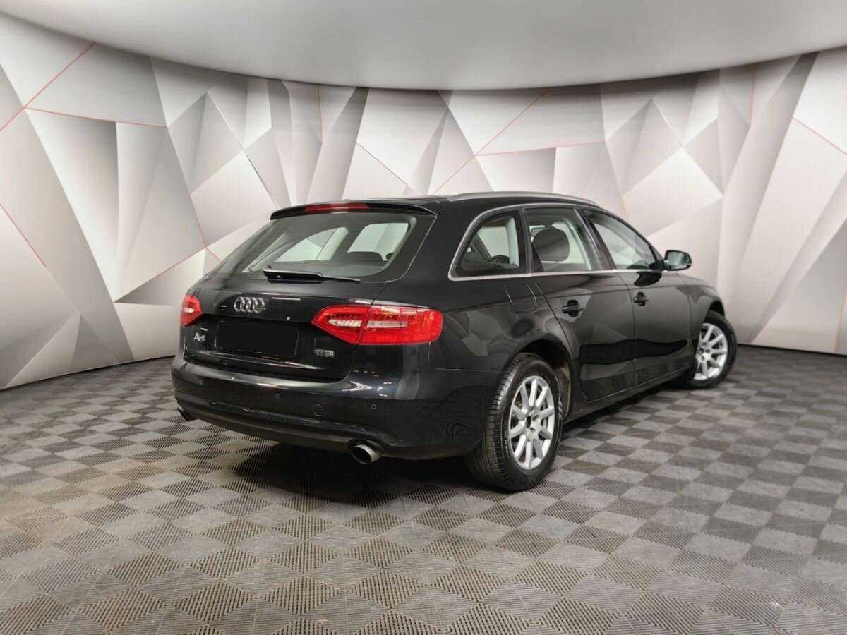 Audi A4, 2012 - фото №2