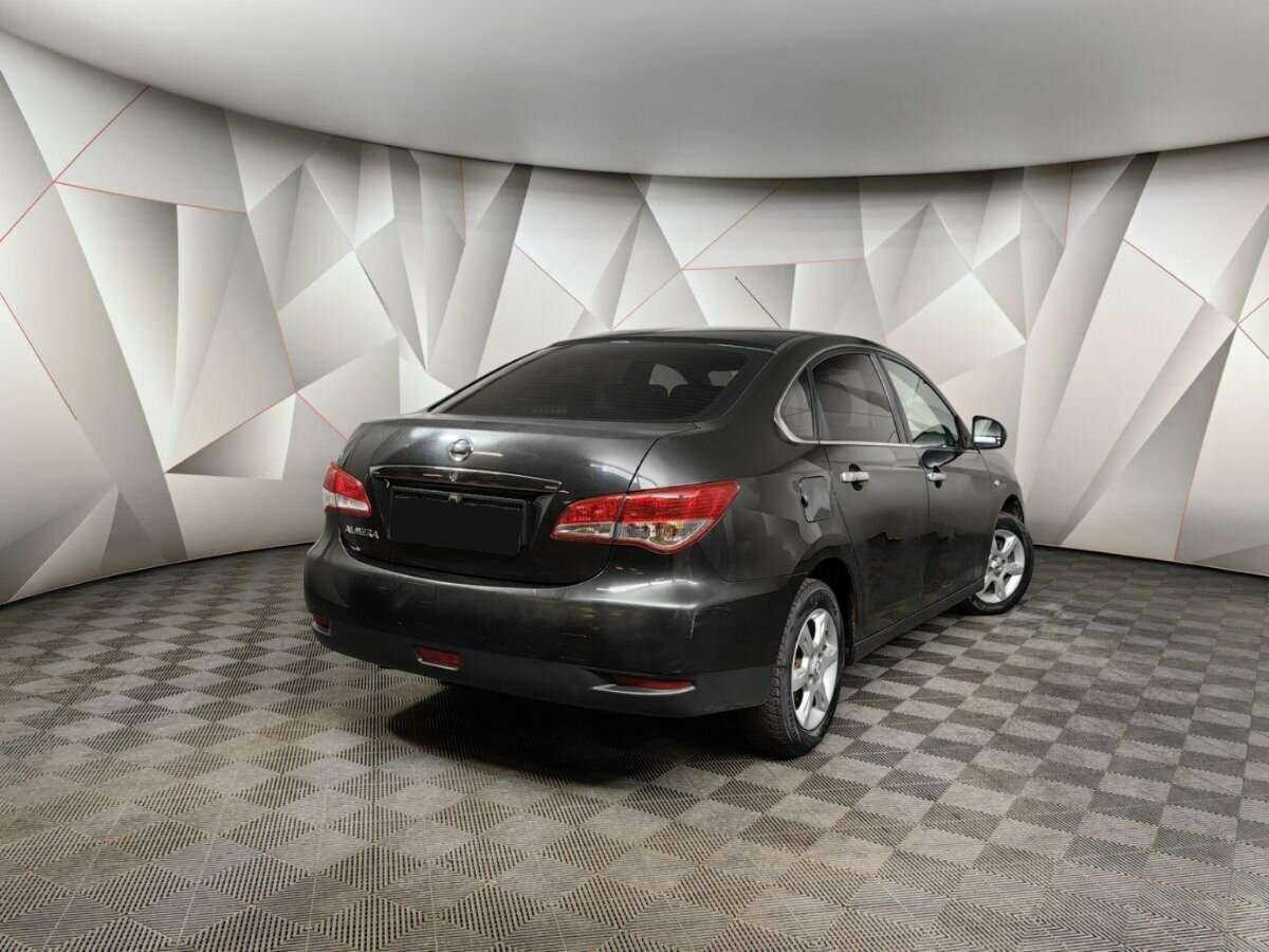 Nissan Almera, 2018 - фото №2