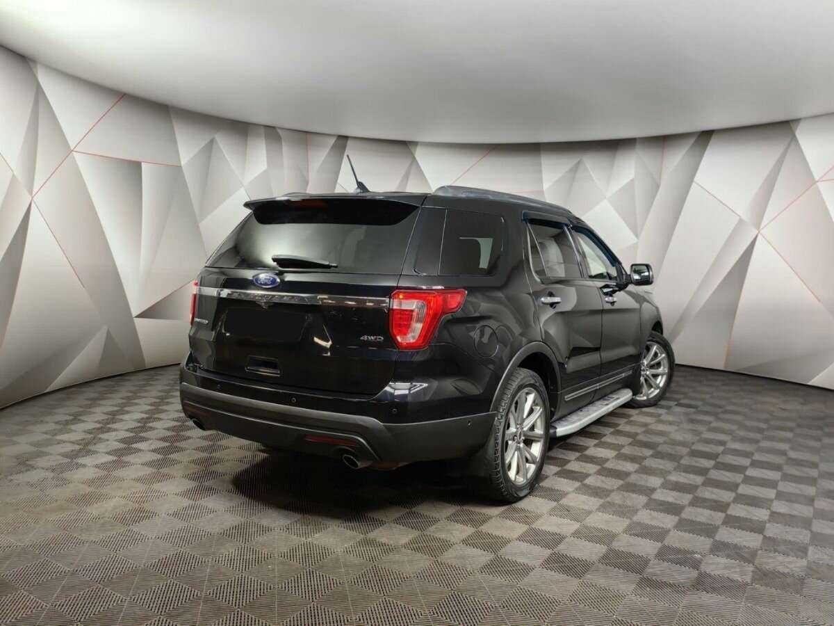 Ford Explorer, 2017 - фото №2