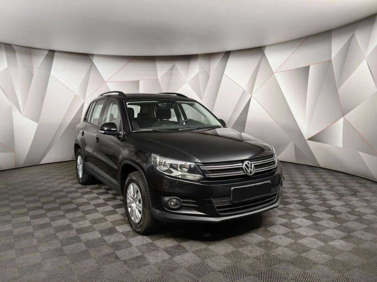 Volkswagen Tiguan, 2013 - фото №3
