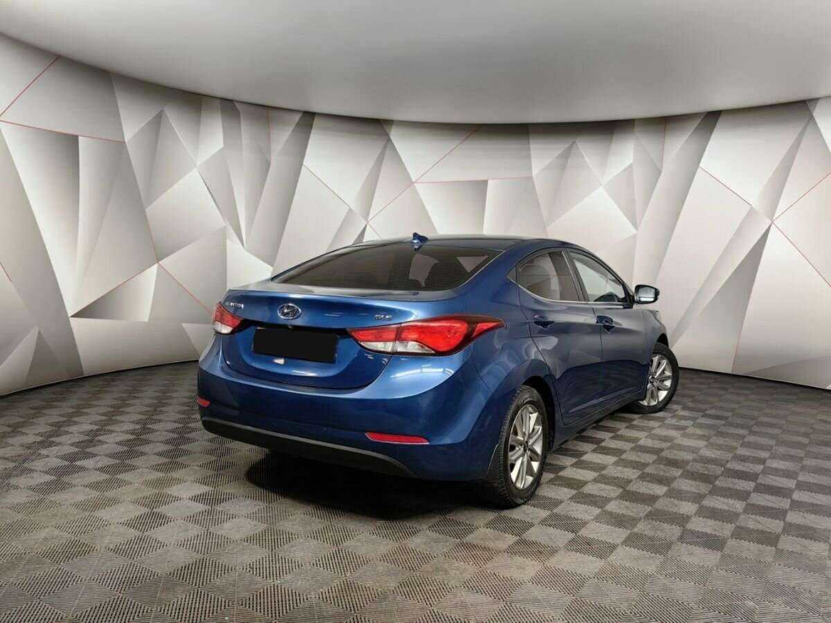 Hyundai Elantra, 2015 - фото №2