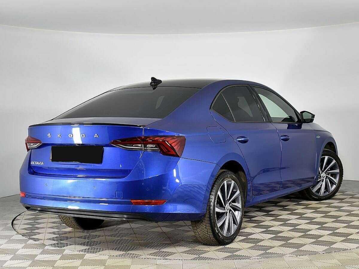 Skoda Octavia, 2021 - фото №2