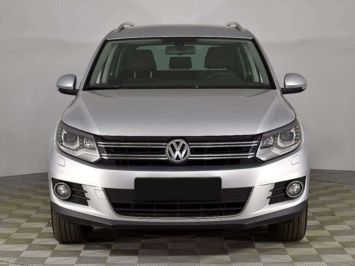 Volkswagen Tiguan, 2012 - фото №3