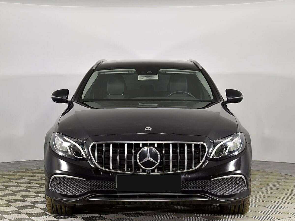 Mercedes-Benz E-Класс 220 d, 2018 - фото №3