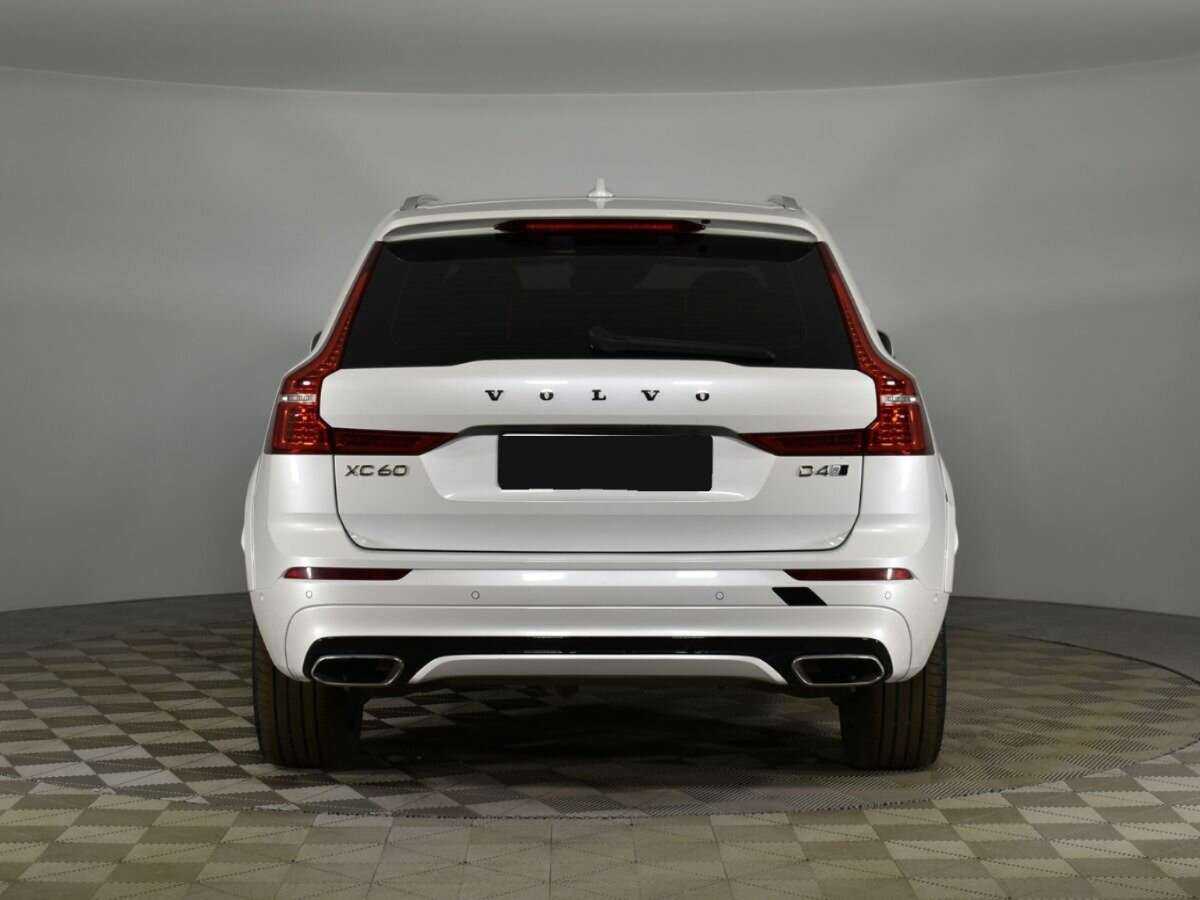 Volvo XC60, 2018 - фото №4
