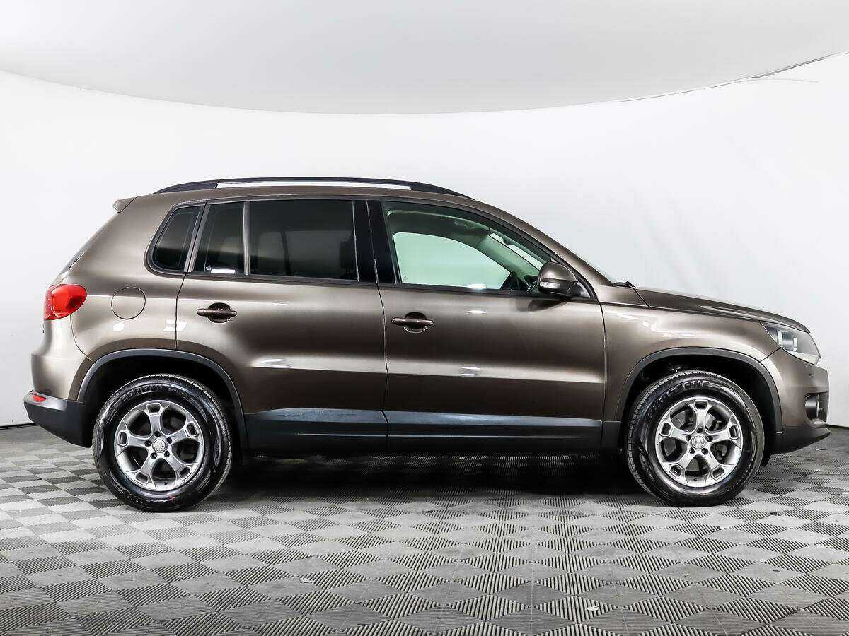 Volkswagen Tiguan, 2014 - фото №4
