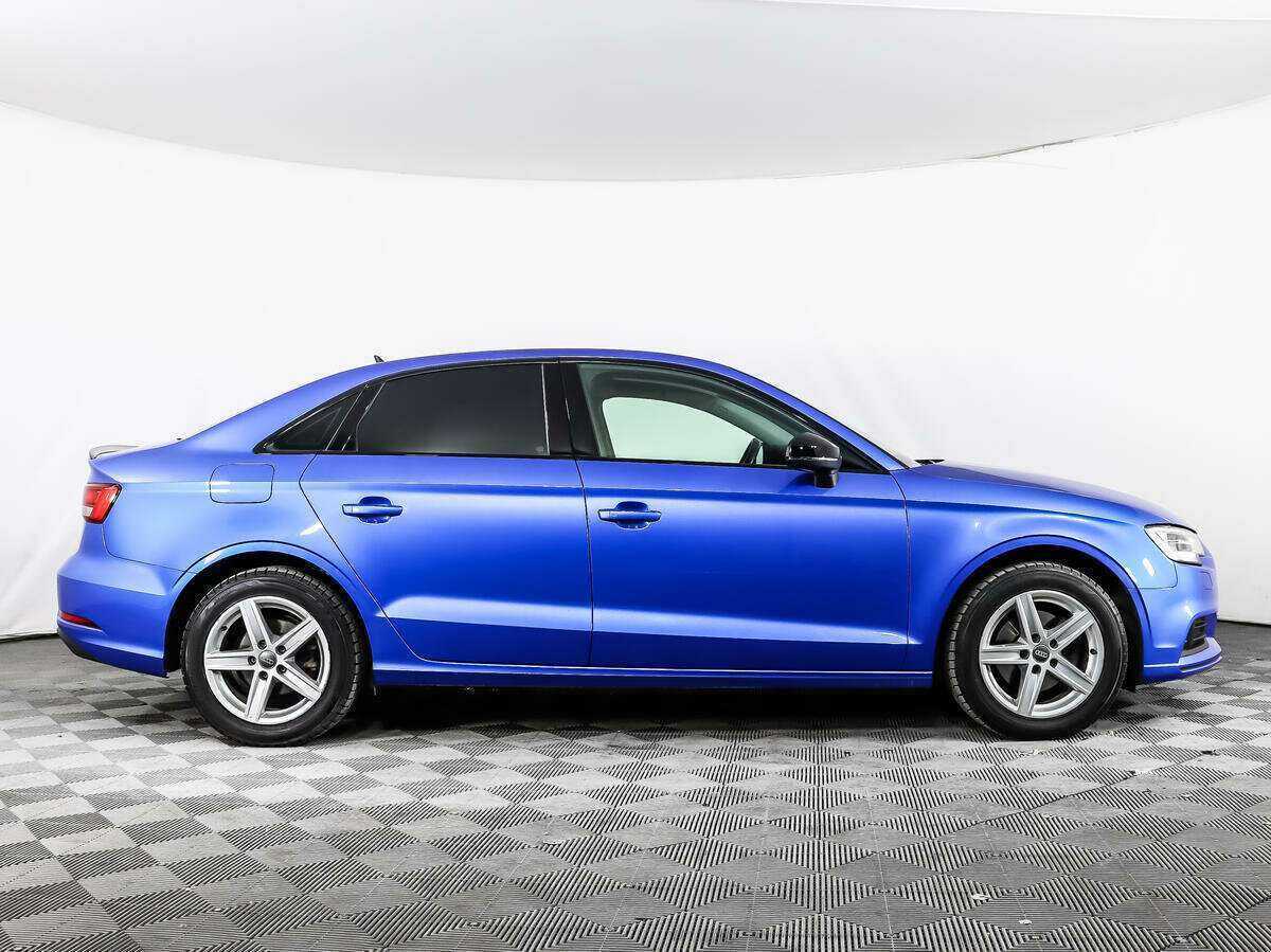 Audi A3, 2019 - фото №4