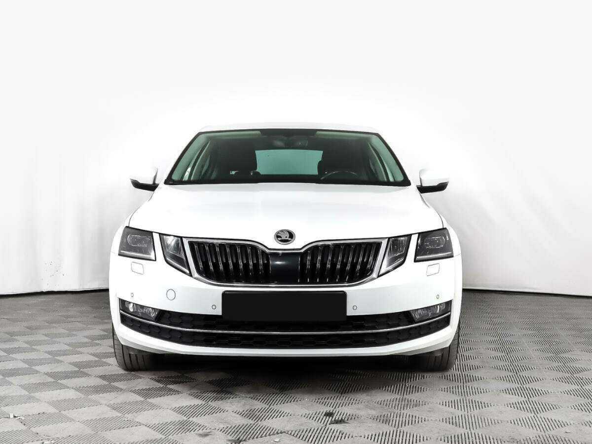 Skoda Octavia, 2018 - фото №2
