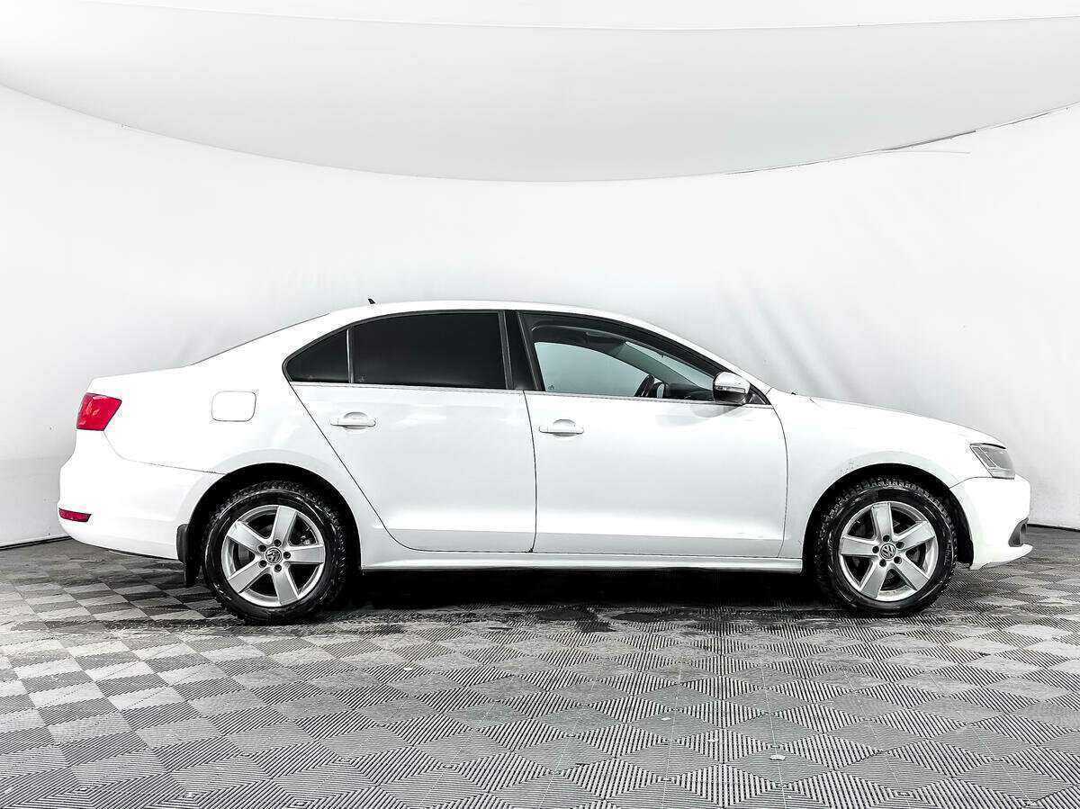 Volkswagen Jetta, 2013 - фото №4