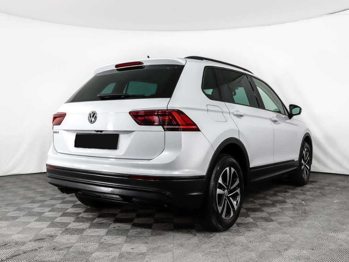 Volkswagen Tiguan L, 2019 - фото №4