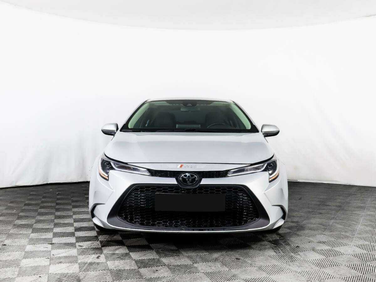Toyota Corolla, 2021 - фото №2