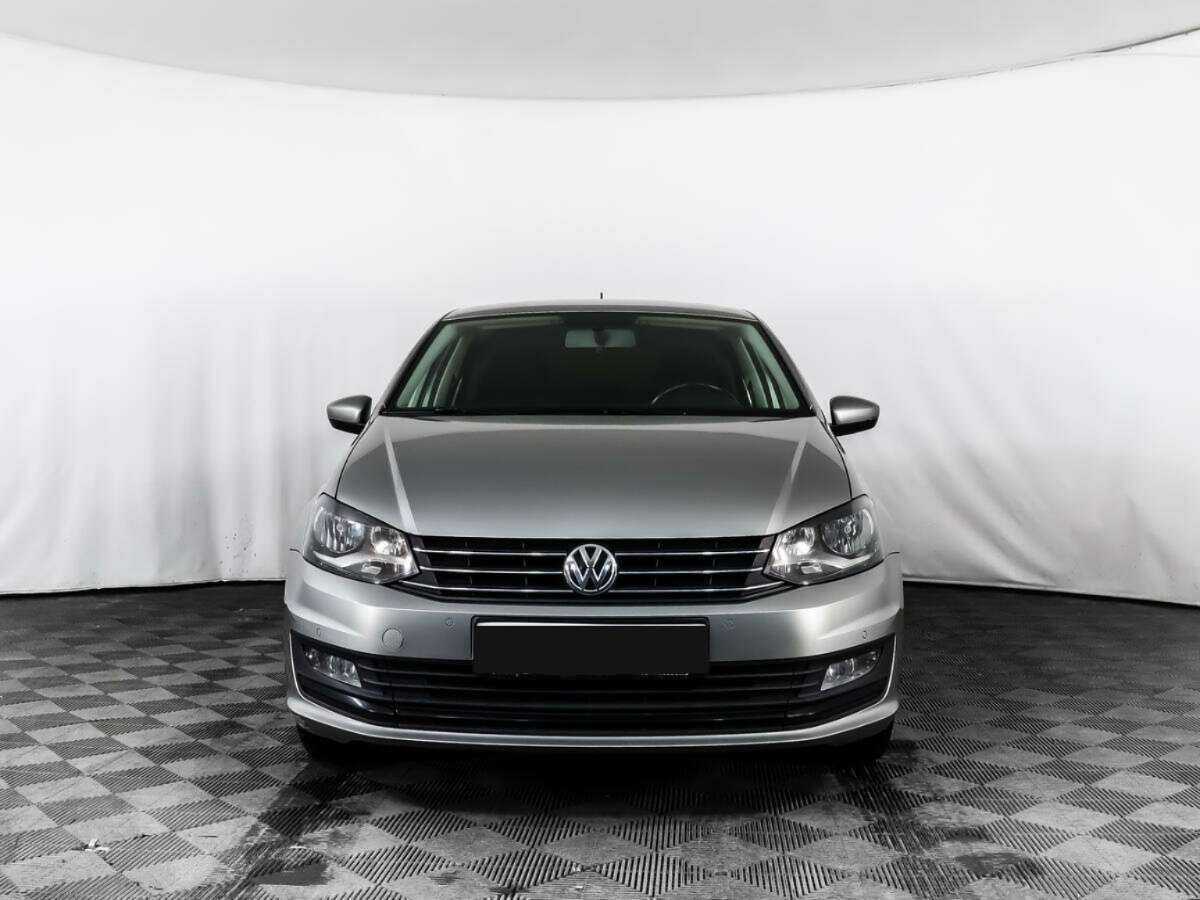 Volkswagen Polo, 2018 - фото №2