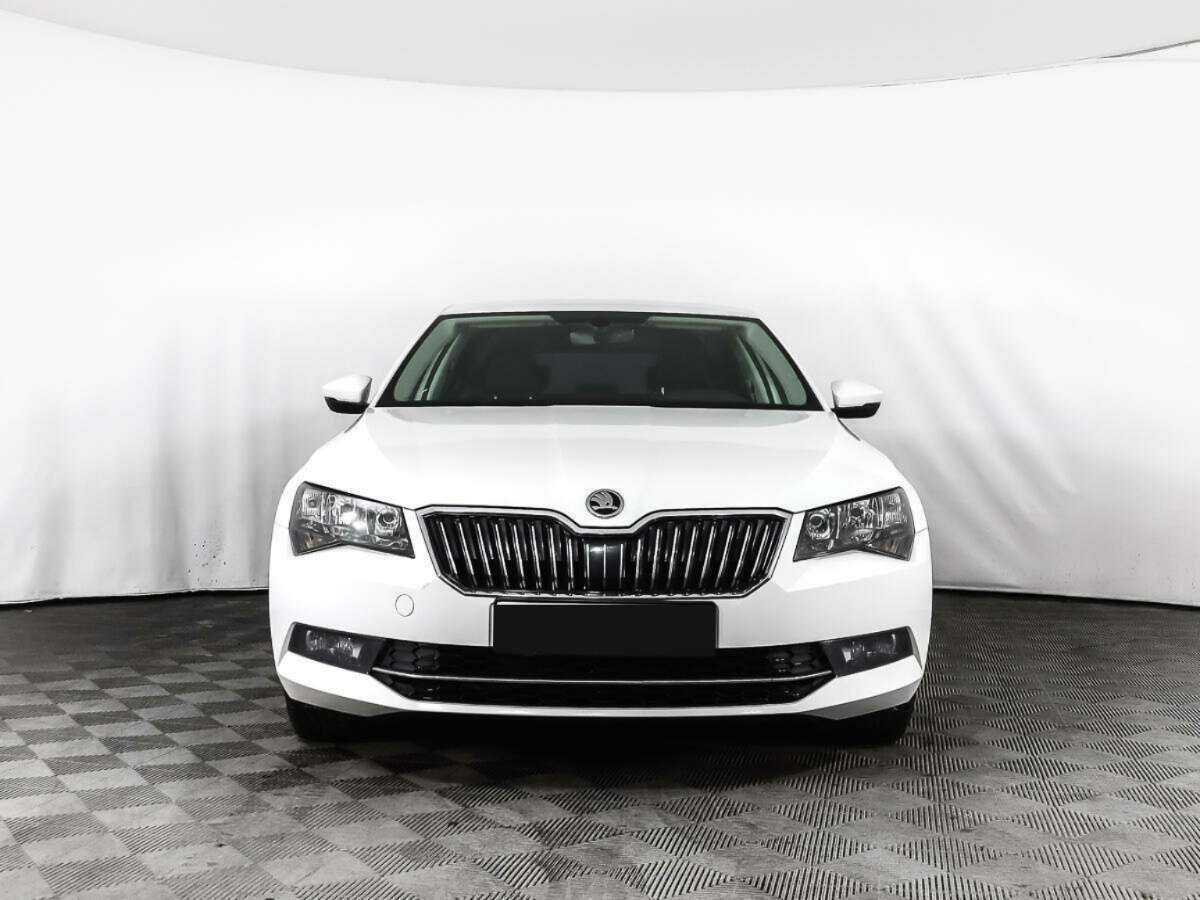 Skoda Superb, 2016 - фото №2
