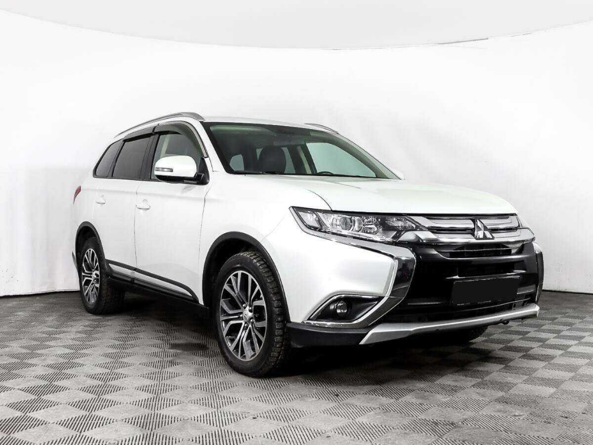 Mitsubishi Outlander, 2016 - фото №3