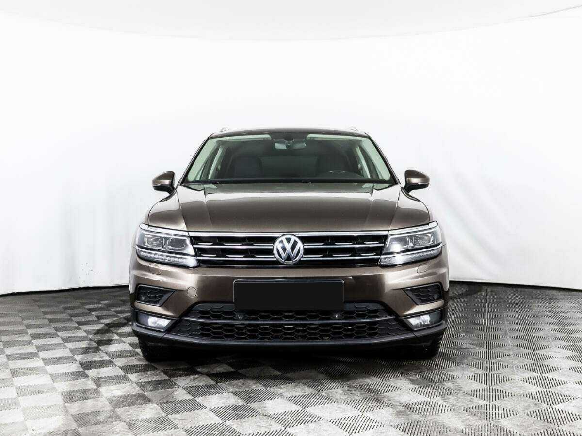 Volkswagen Tiguan, 2018 - фото №2