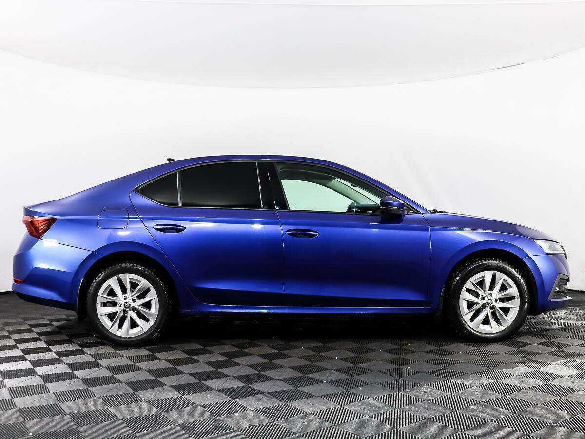Skoda Octavia, 2020 - фото №4