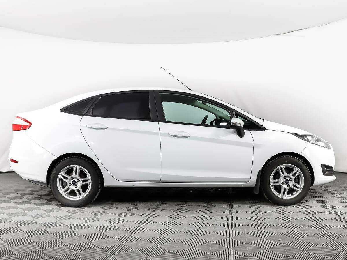 Ford Fiesta, 2015 - фото №4