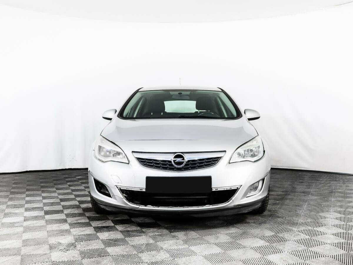 Opel Astra, 2012 - фото №2