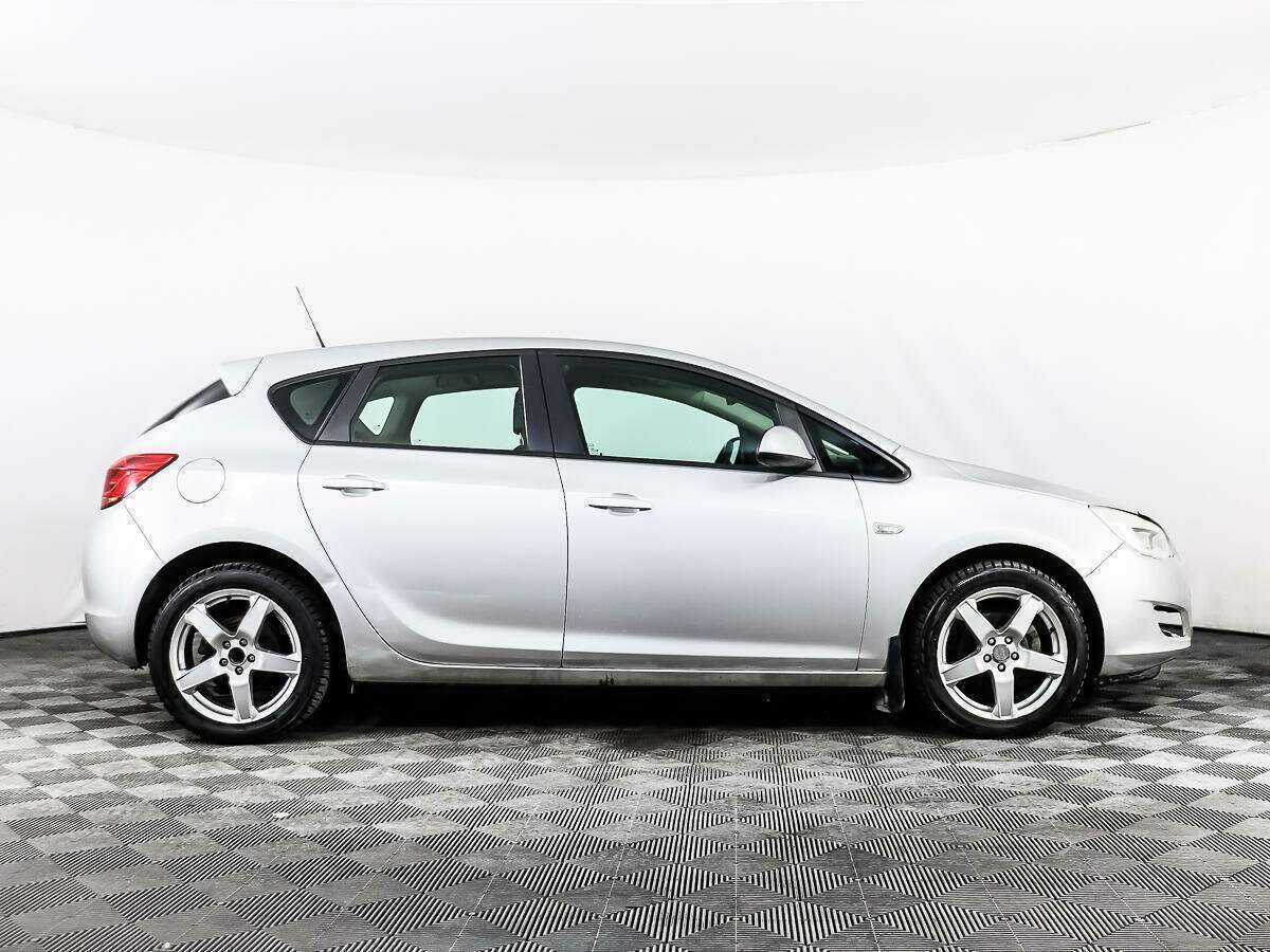 Opel Astra, 2012 - фото №4