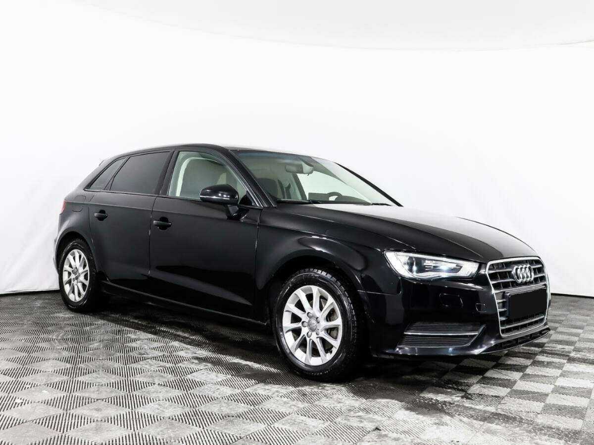 Audi A3 Sportback, 2013 - фото №3