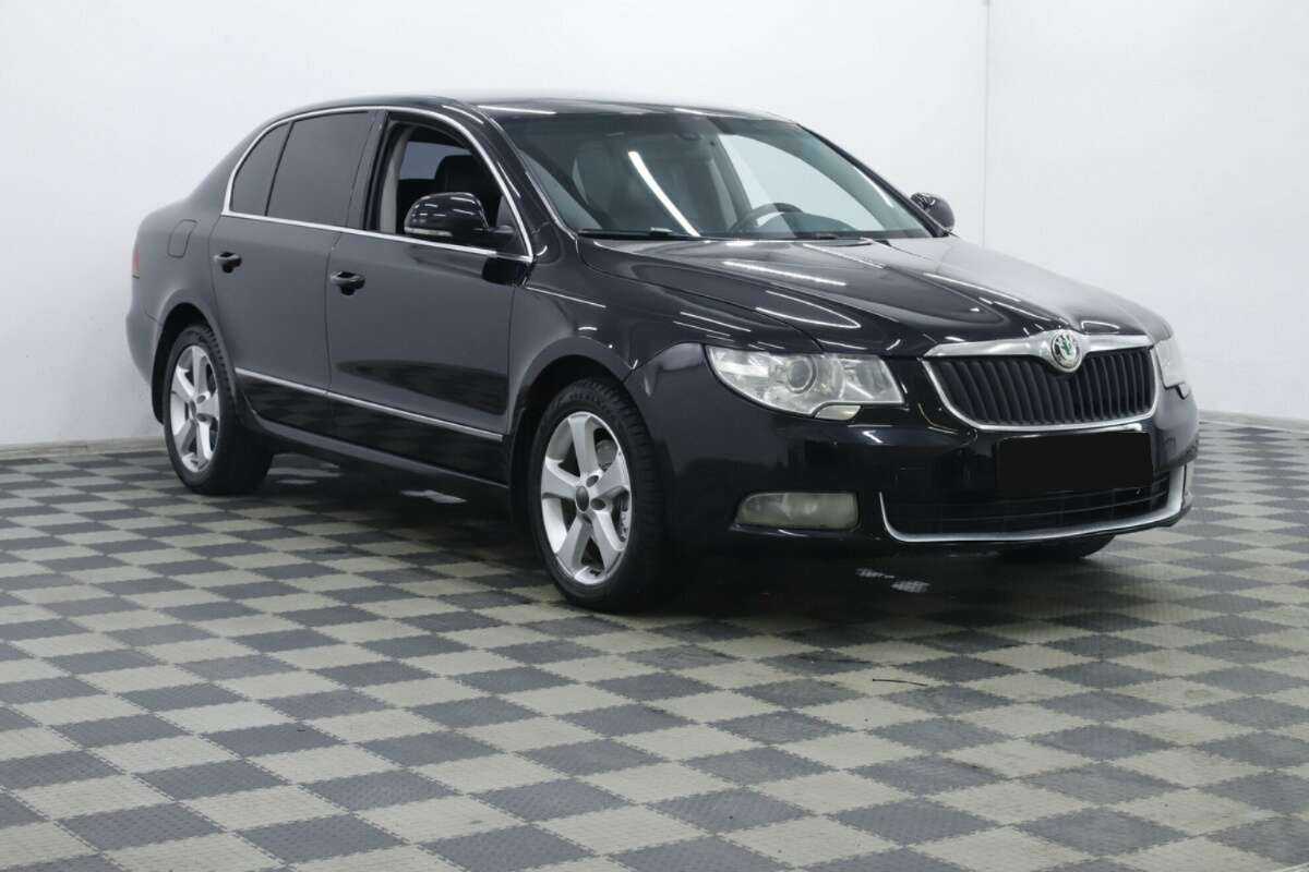 Skoda Superb DSG, 2013 - фото №2