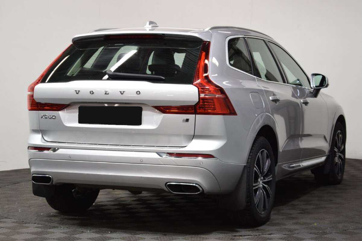 Volvo XC60, 2020 - фото №4