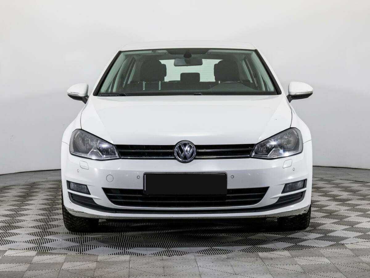 Volkswagen Golf, 2013 - фото №2