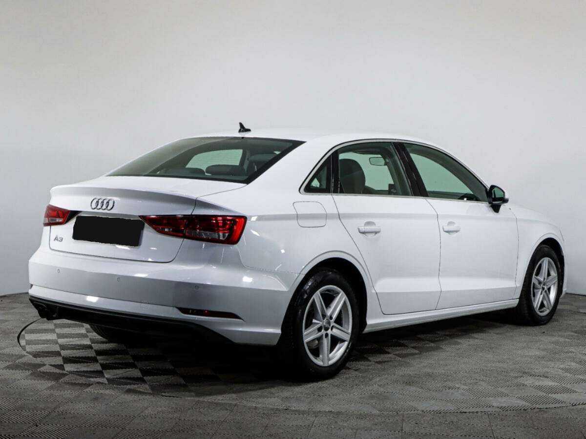 Audi A3, 2019 - фото №4