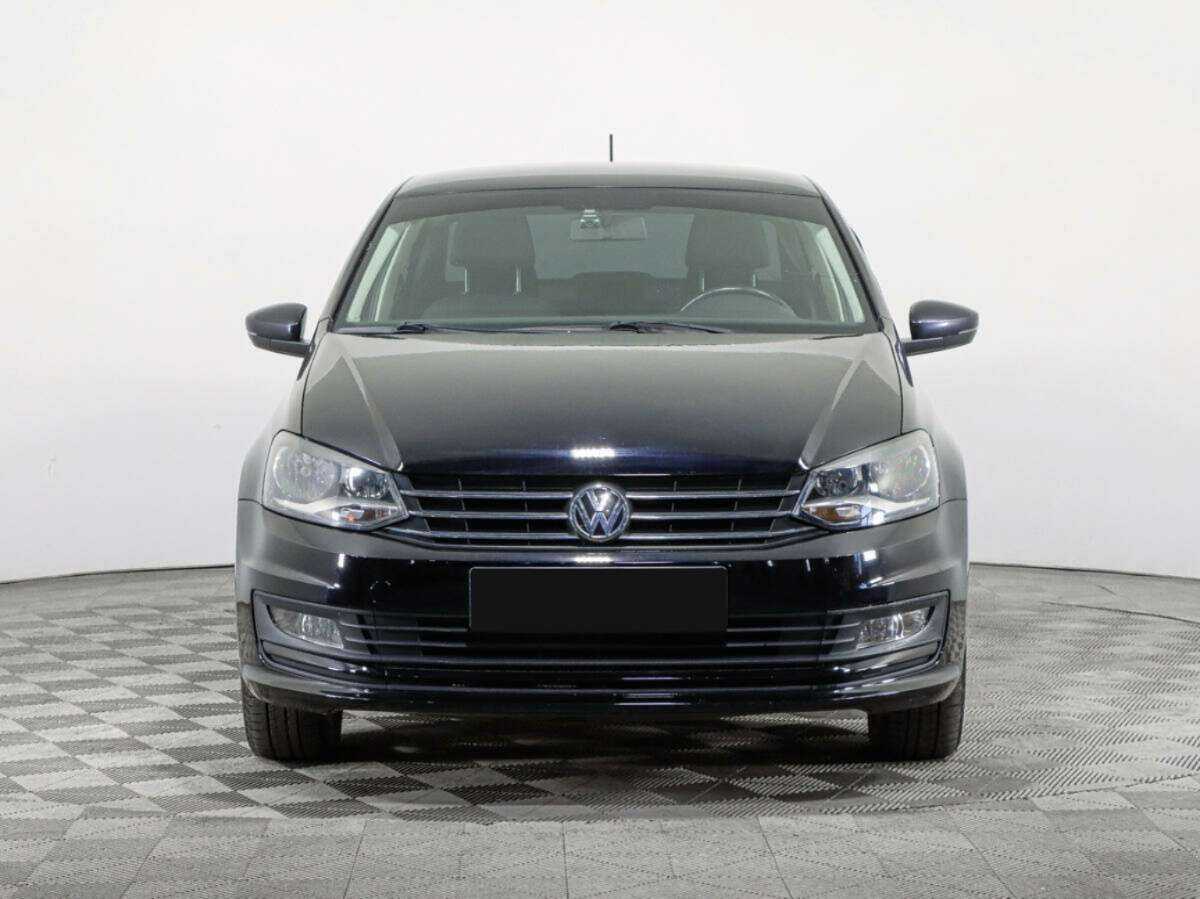 Volkswagen Polo, 2015 - фото №2
