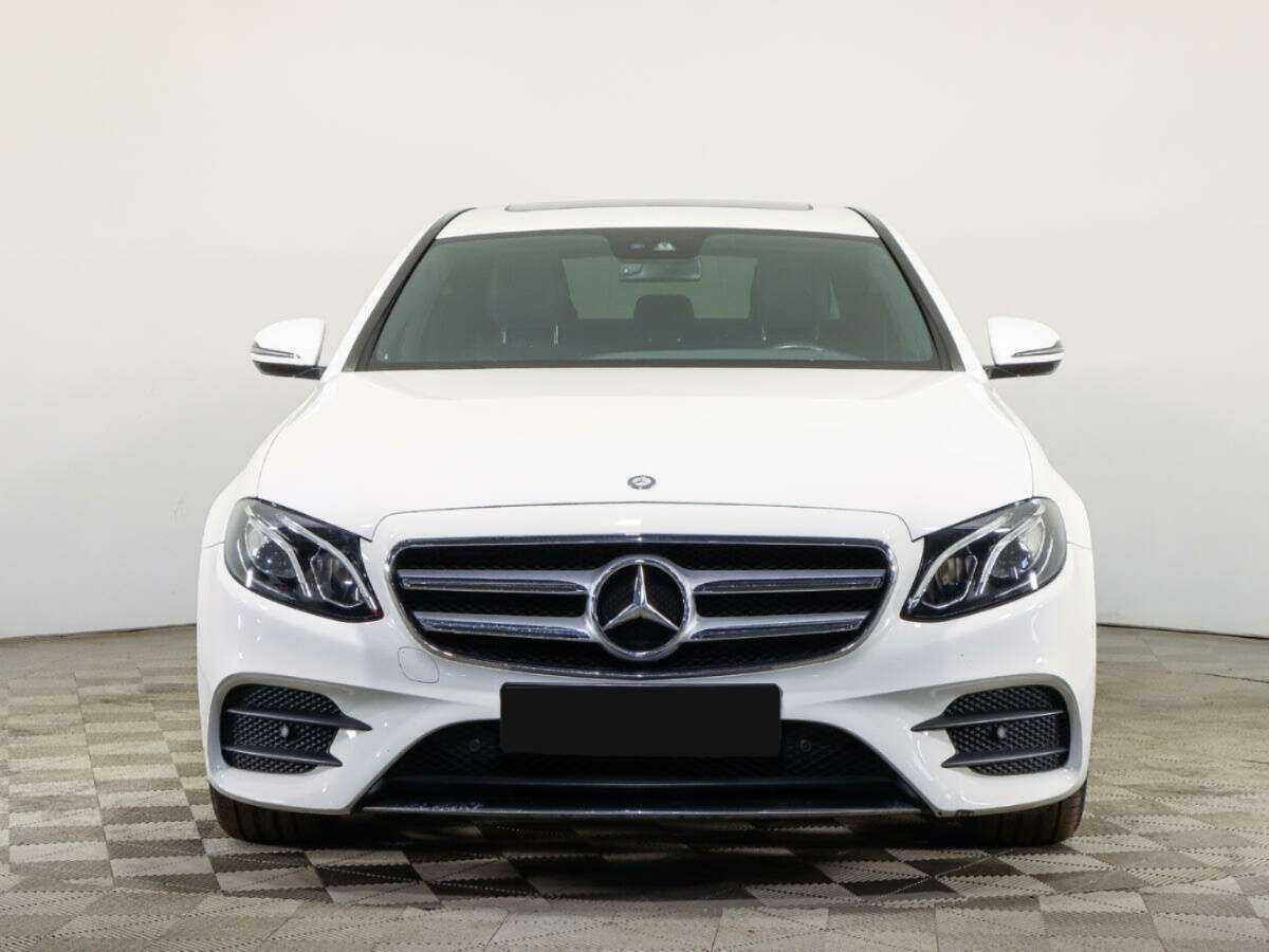 Mercedes-Benz E-Класс 200, 2017 - фото №2