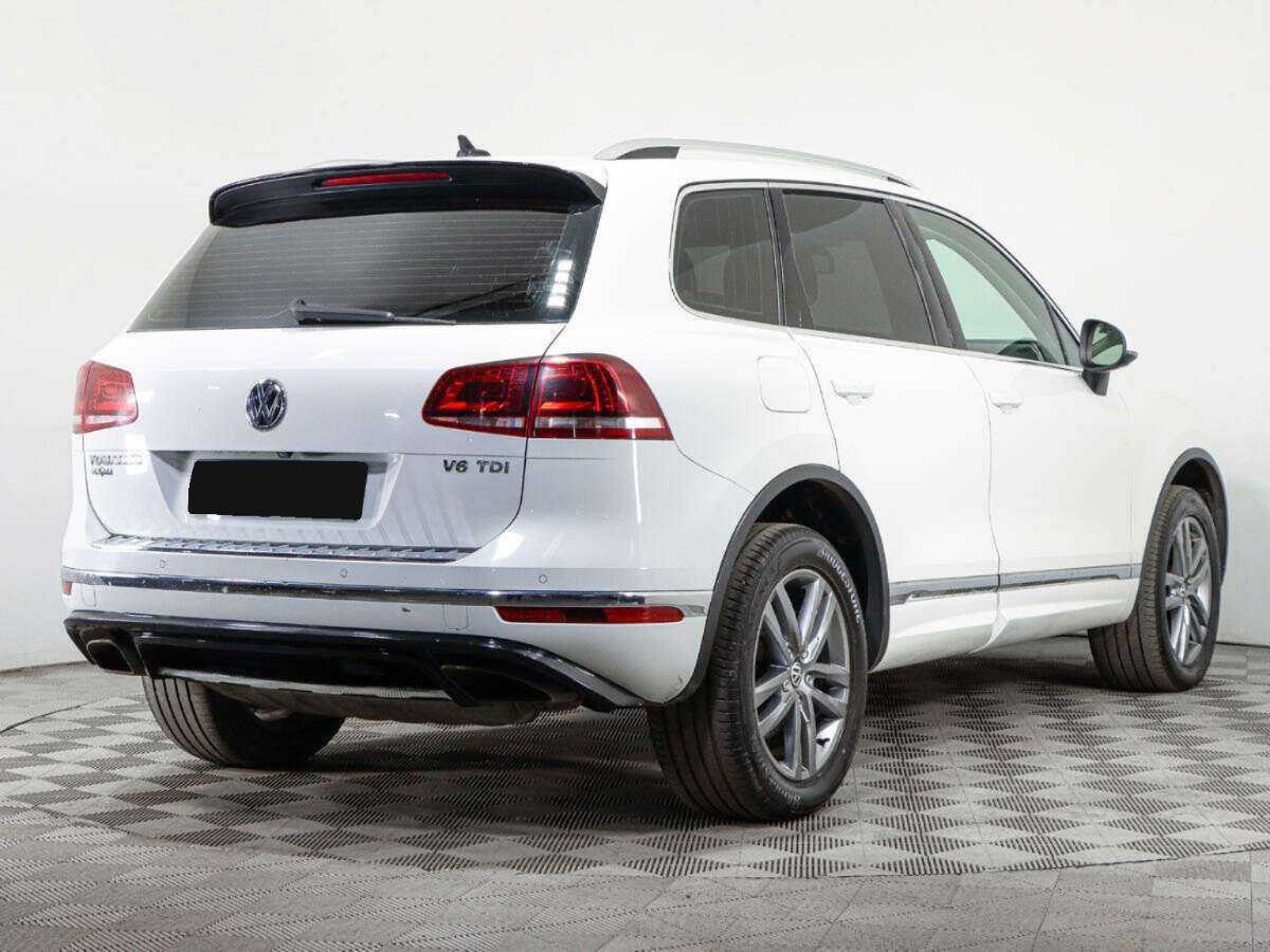 Volkswagen Touareg, 2016 - фото №4