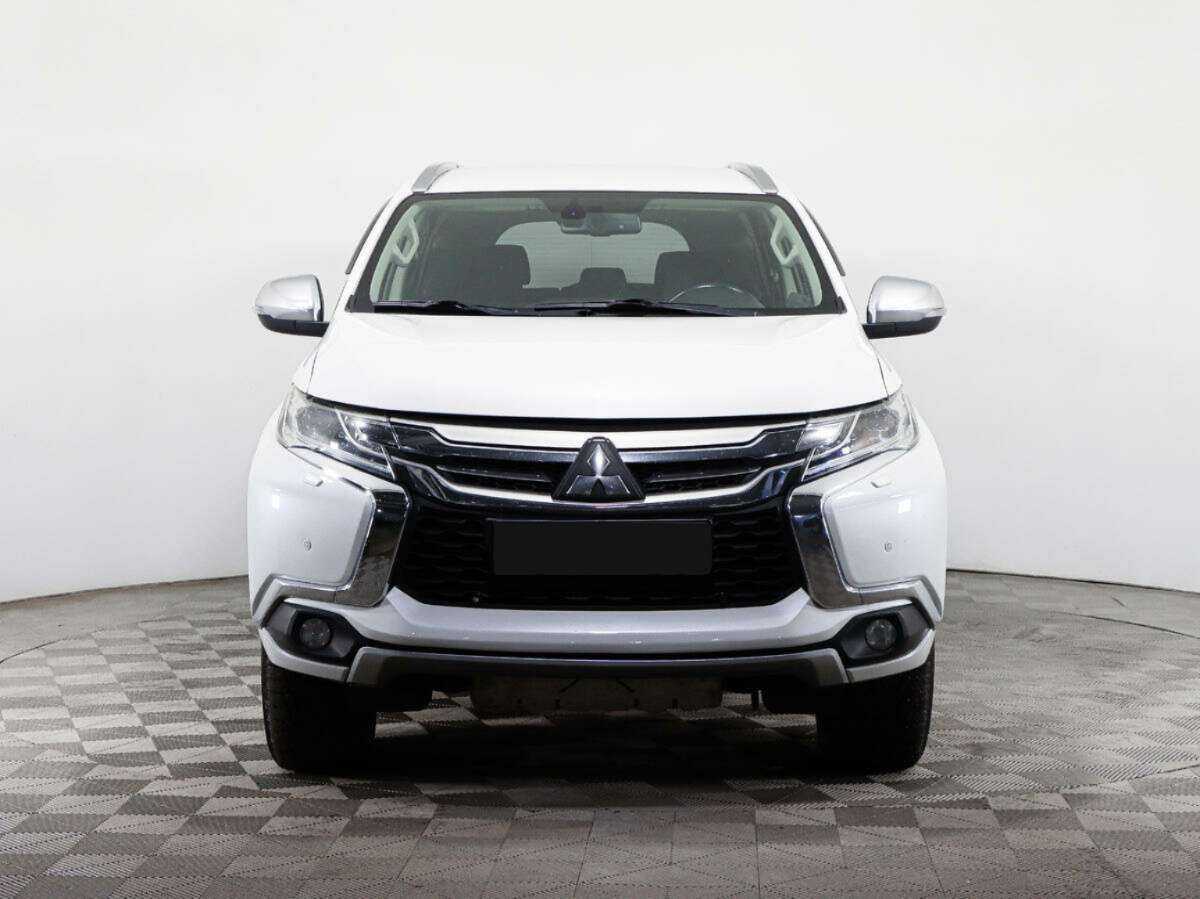 Mitsubishi Pajero Sport, 2019 - фото №2