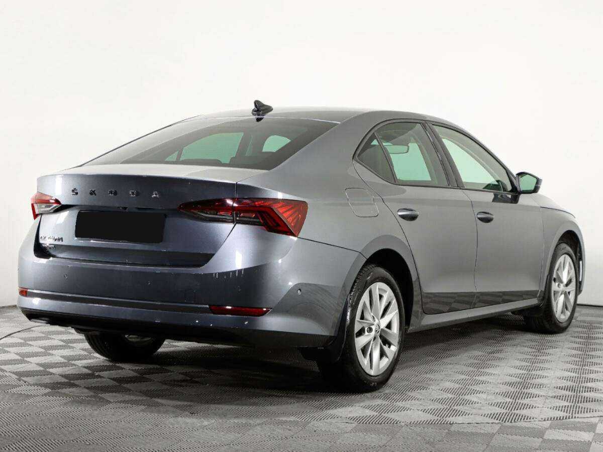 Skoda Octavia, 2021 - фото №4