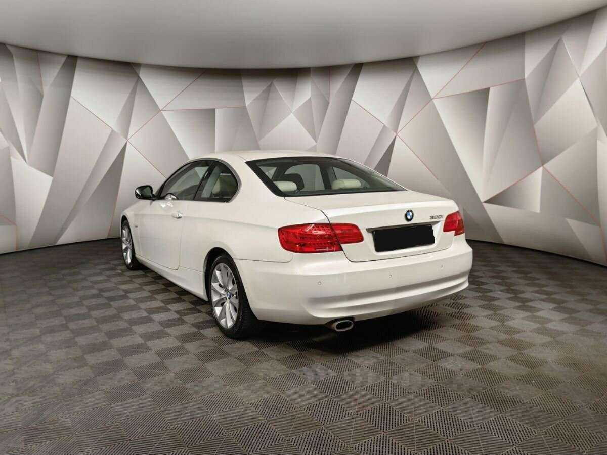 BMW 3 серии 320i, 2012 - фото №4